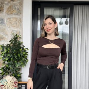 Sandy Kumaş Göğüs Dekolteli Bluz