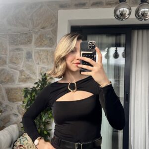 Sandy Kumaş Göğüs Dekolteli Bluz